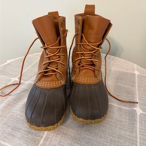 L.L. Bean Women’s 6M Rubber Leather Lace Up Boots Brown